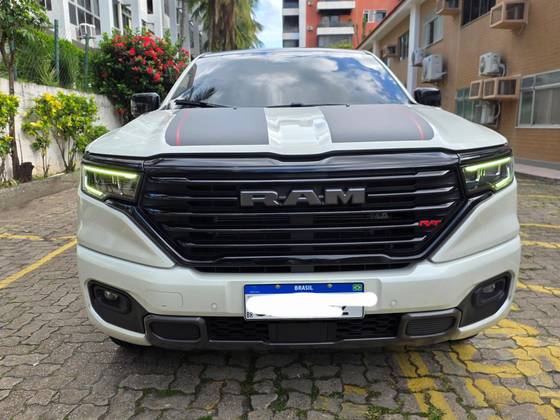 RAM RAMPAGE 2.0 HURRICANE 4 TURBO GASOLINA R/T 4X4 AUTOMÁTICO
